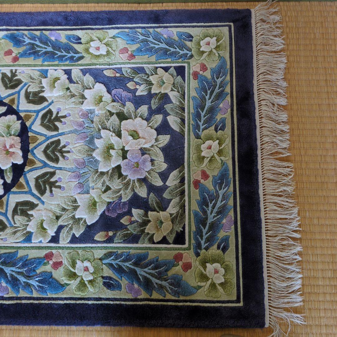 玄関マット　花柄刺繍ネイビーブルー　ラグ