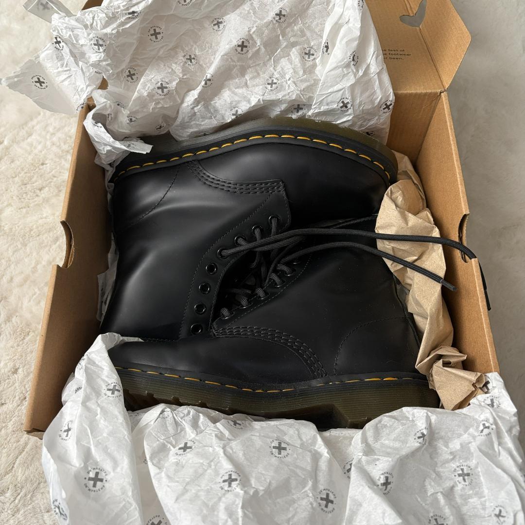 未使用級　ドクターマーチン 10072　8ホールブーツ UK5 24cm