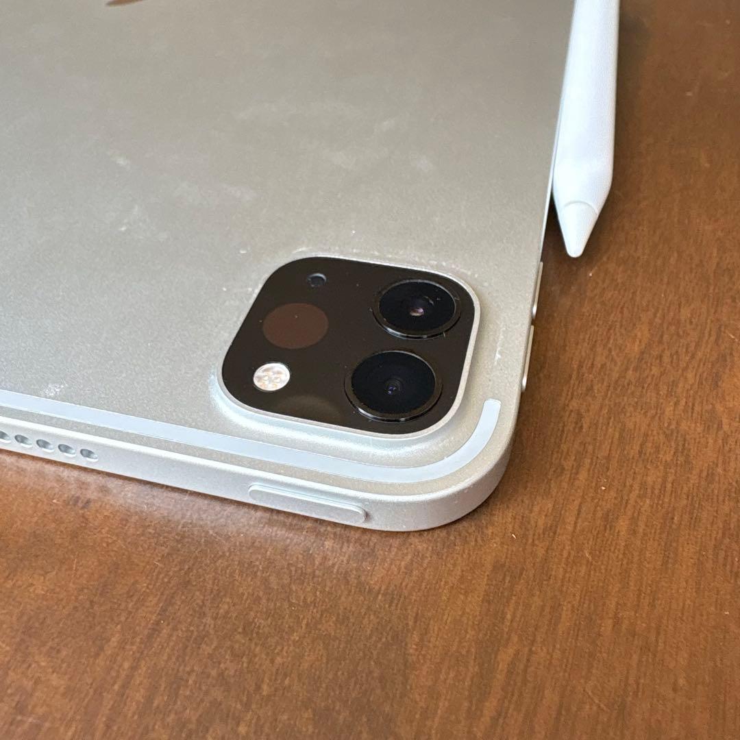 D*g様 iPad pro第4世代 M2 128gb + Apple Penci