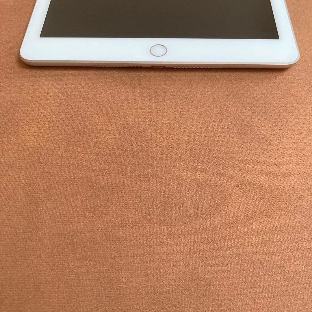 858【早い者勝ち】電池最良好、iPad6 第6世代 32GB WIFIモデル☆
