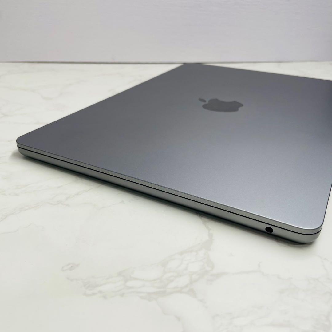 MacBook Air 2024 13 M3 8GB 256GB 100％