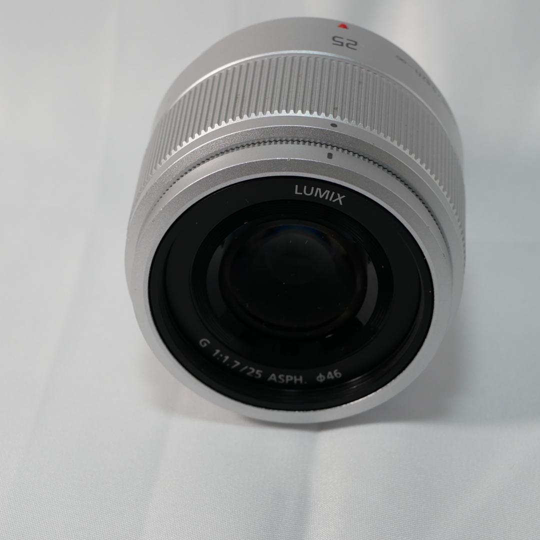 Panasonic 25mm F1.7 レンズ　シルバー　H-H025-S