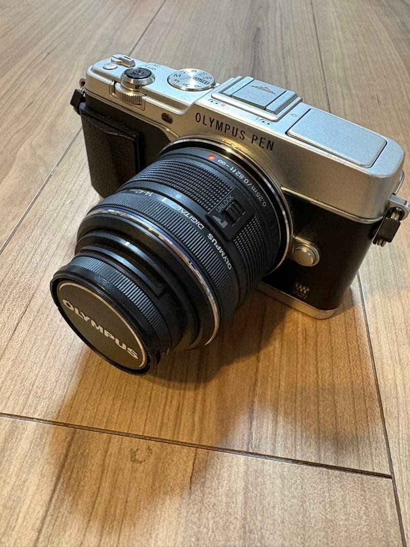 デジタルカメラ OLYMPUS PEN E-P5