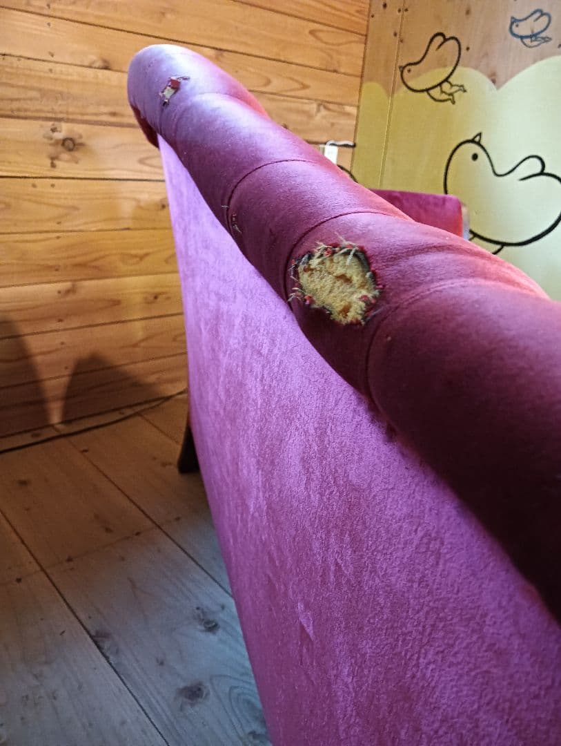 2-3人掛け　ワインレッド　ベルベットソファ　昭和ロマン