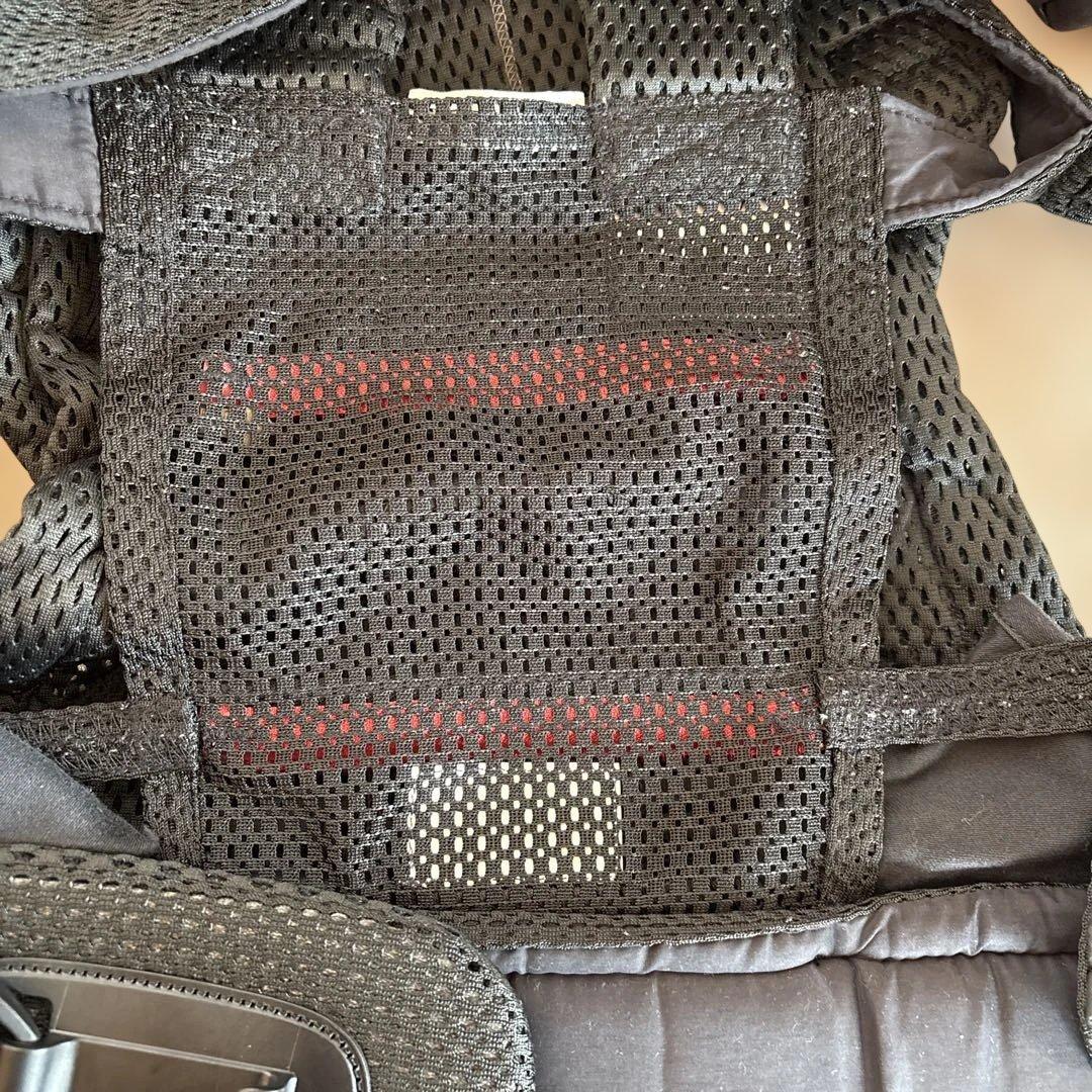 BABYBJÖRN 抱っこ紐 メッシュ ブラック