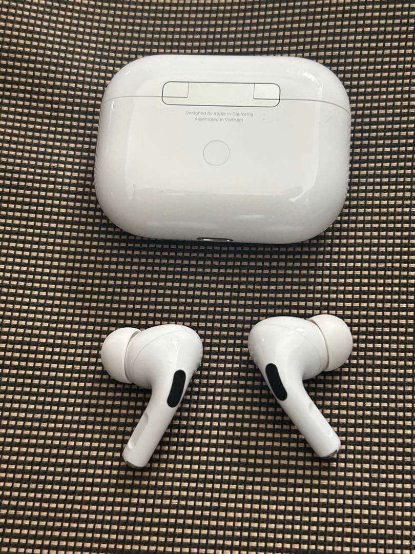 AirPods Pro 第1世代 MLWK3J/A 正規品