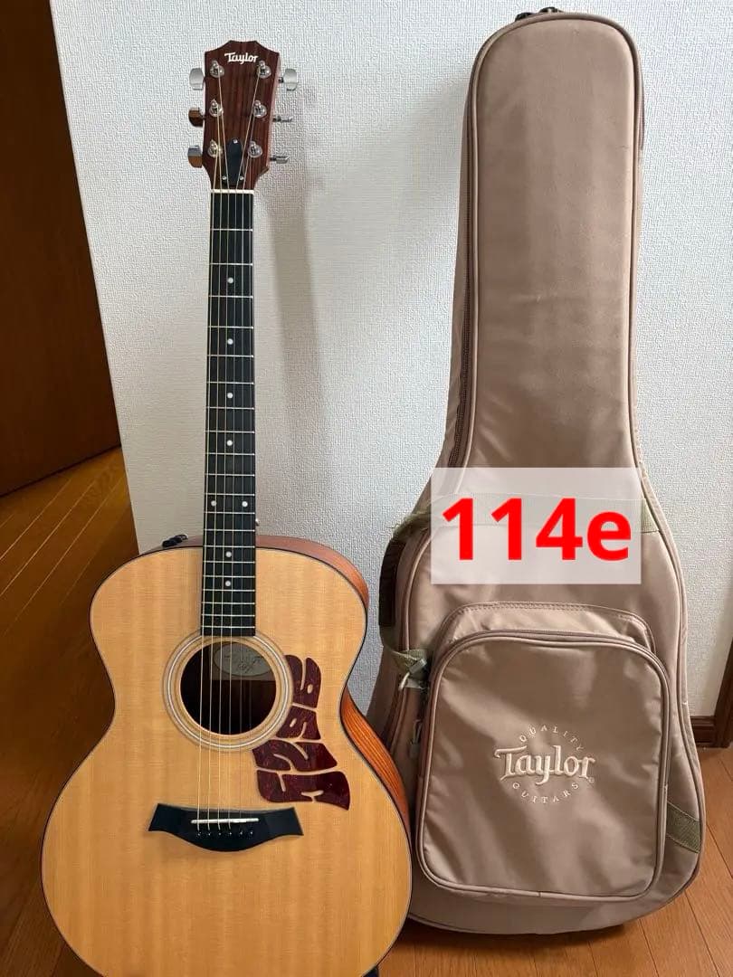 Taylor テイラー　アコースティックギター エレアコ　コブクロ　小渕健太郎