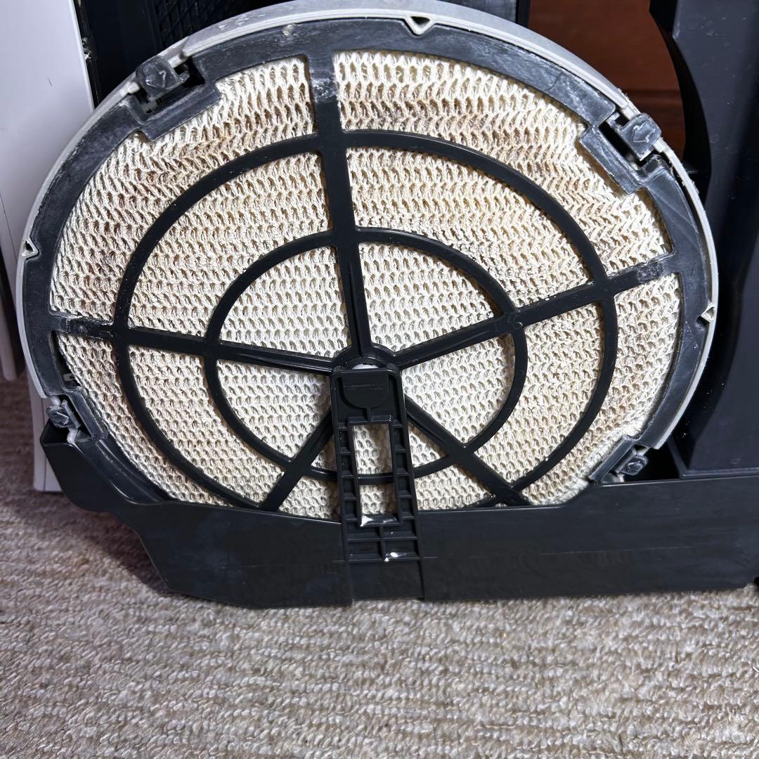 美品 Panasonic F-VC70XM 空気清浄機　ホワイト