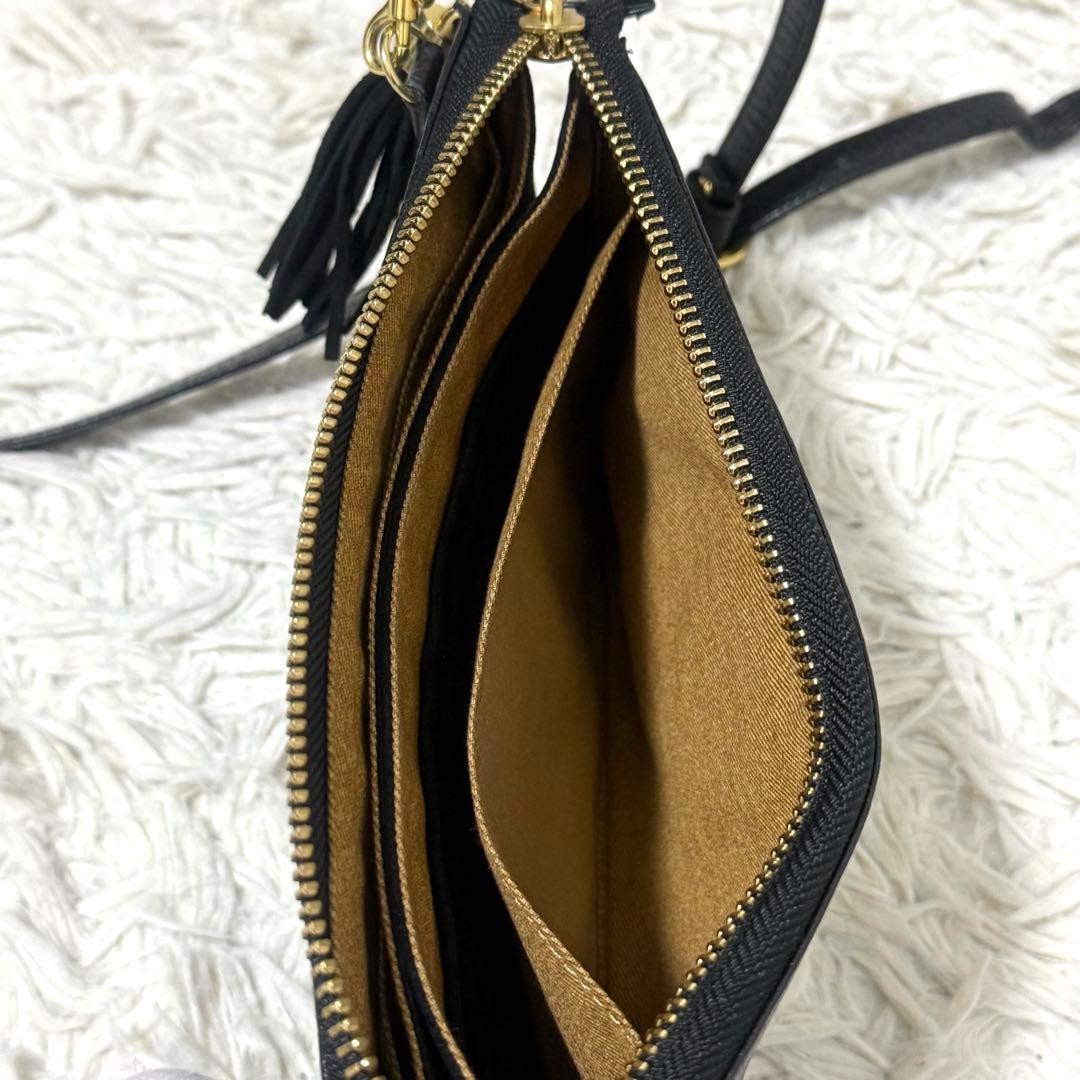 アタオ オフィスブーブー ブラック ショルダー ゴールド金具 ポシェット お財布