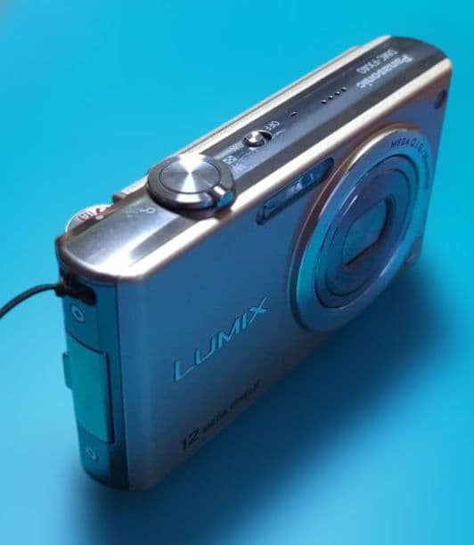 ⭐️お買い得⭐️Panasonic LUMIX DMC-FX40
