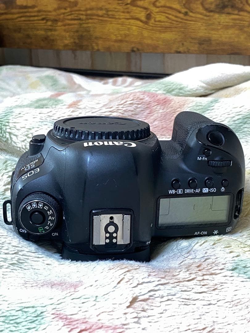 デジタルカメラ Canon EOS 5D Mark IV