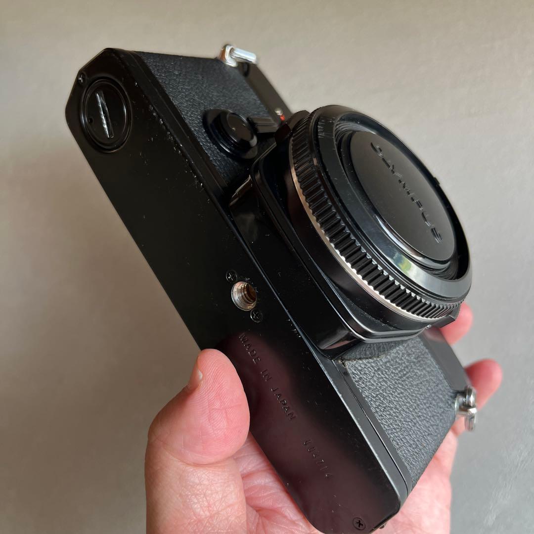 OLYMPUS OM-1 フィルムカメラ 50mm単焦点レンズ付き