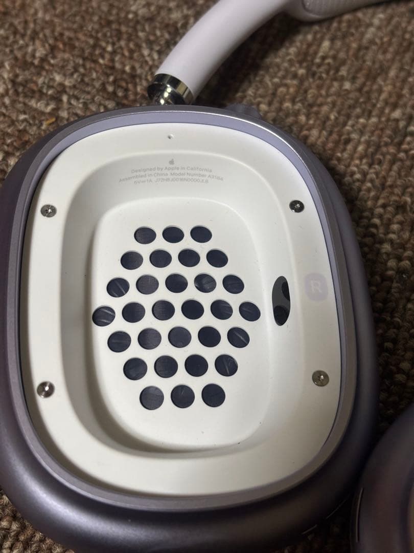 AirPods本体 シルバー オーバーイヤータイプ