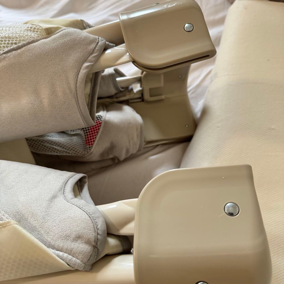 【アップリカ】ココネル エアー プラス　AB ホワイトベージュ