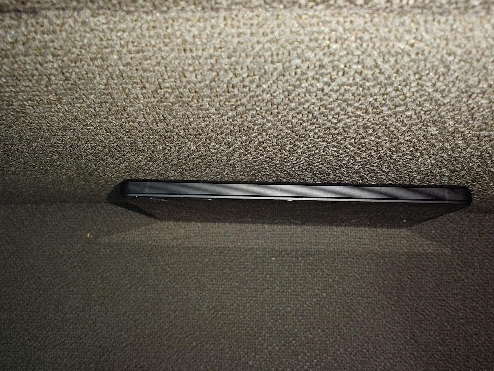 SONY XPERIA 1Ⅵ XQ-EC44 simフリー 本体 画面にひびあり