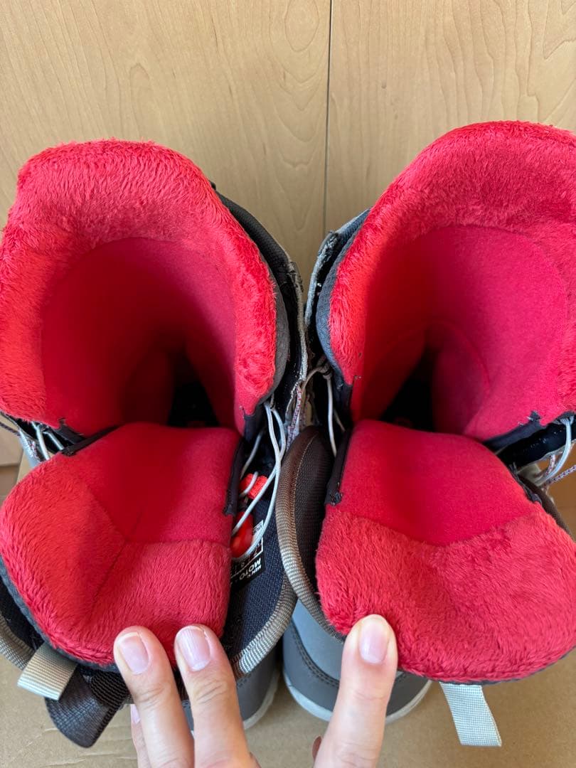 ※最終値下げ【美品】Burton スノーボードブーツ グレー 箱付き