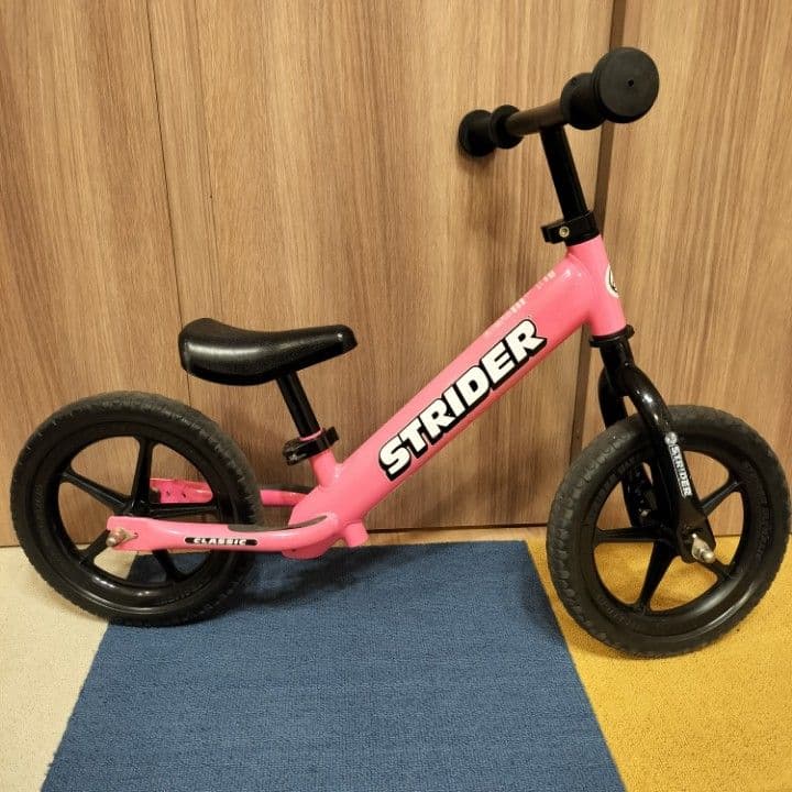 【正規品】STRIDER（ストライダー）12インチ ピンク／約2年使用・美品