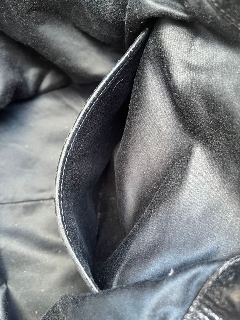 コ*ナ様 Miu Miu ブラックレザー ハンドバッグ