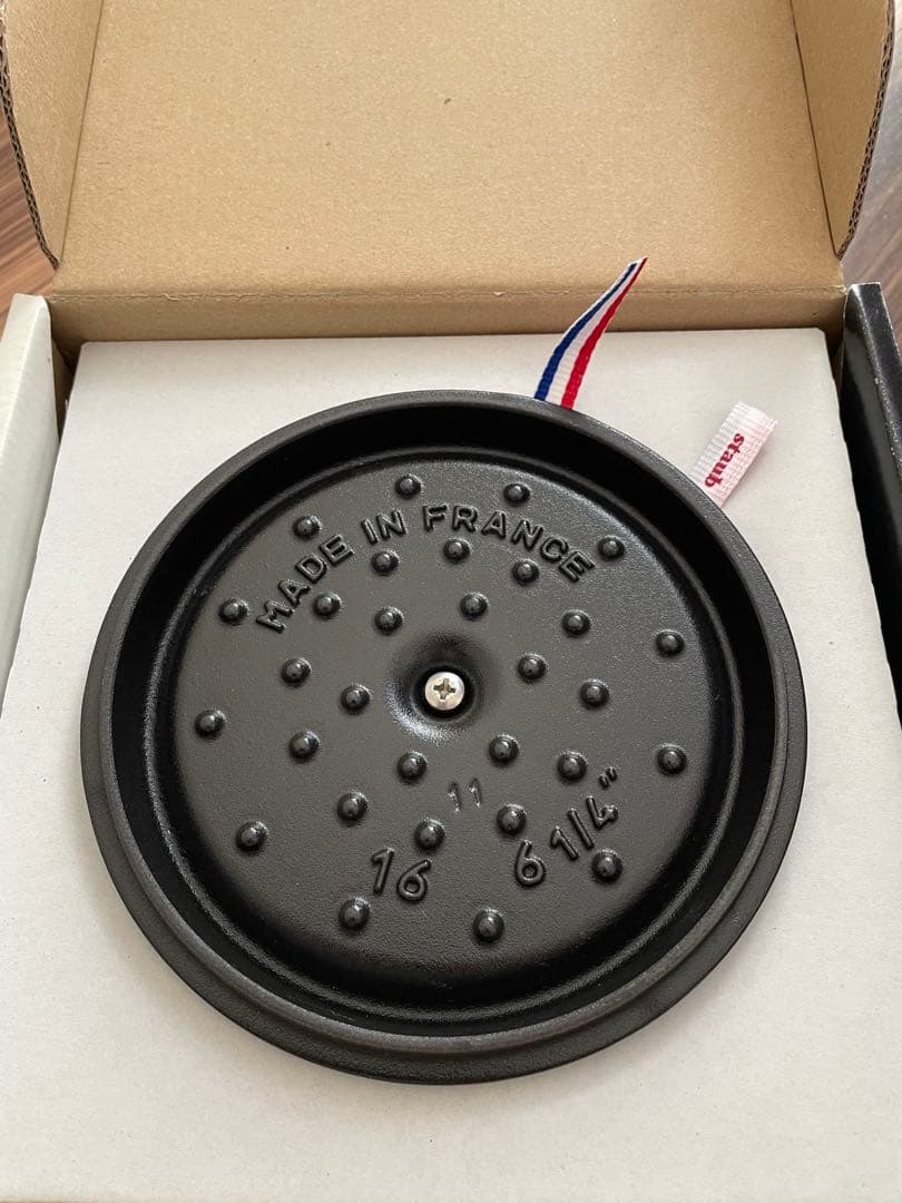 【新品未使用】STAUB ココットラウンドホーロー鍋ロイヤルブルー希少✨16cm