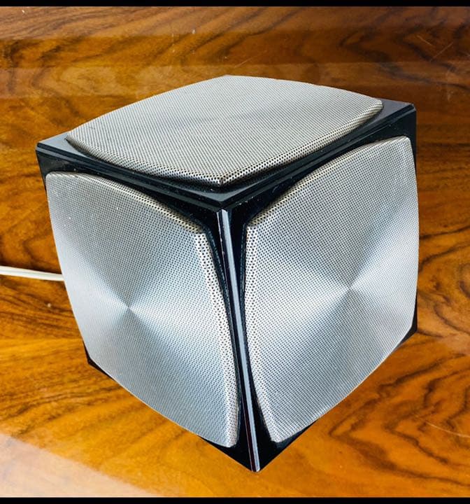 スピーカー・ウーファー grundig audiorama 700 cube speakers