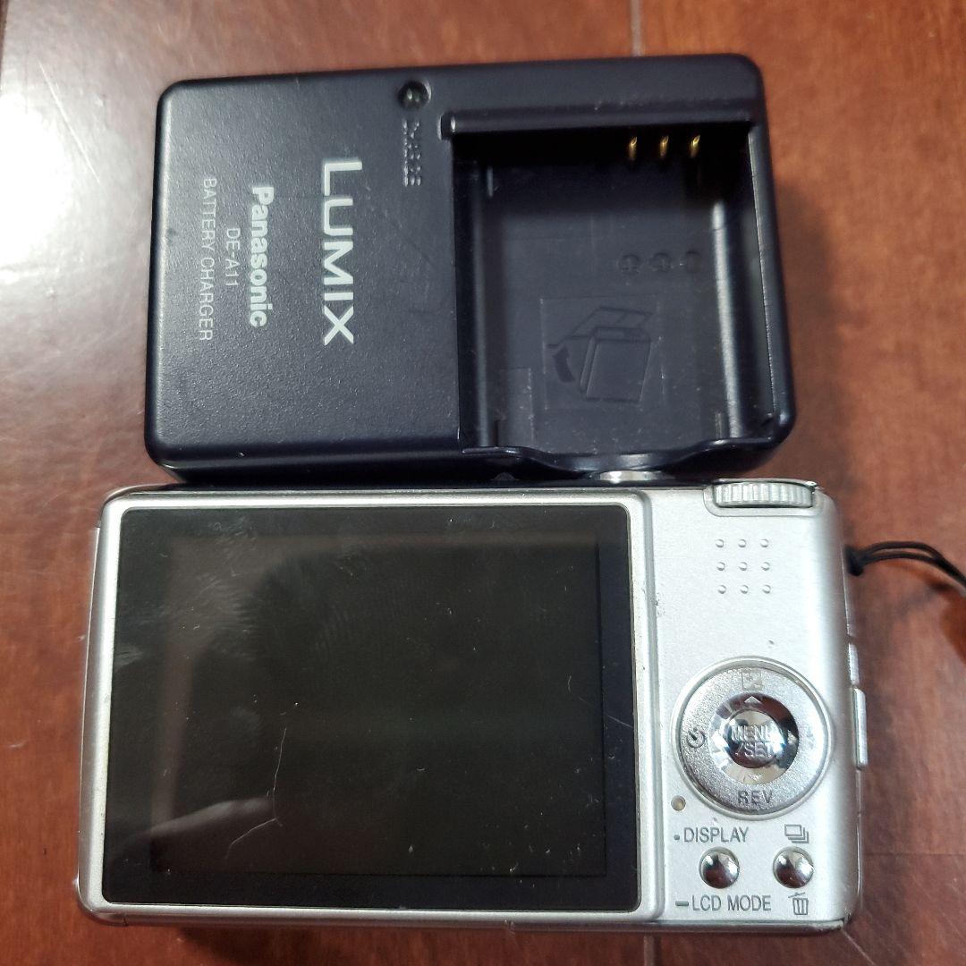 (TOKYOOWL専用)Panasonic DMC-FX01 デジタルカメラ