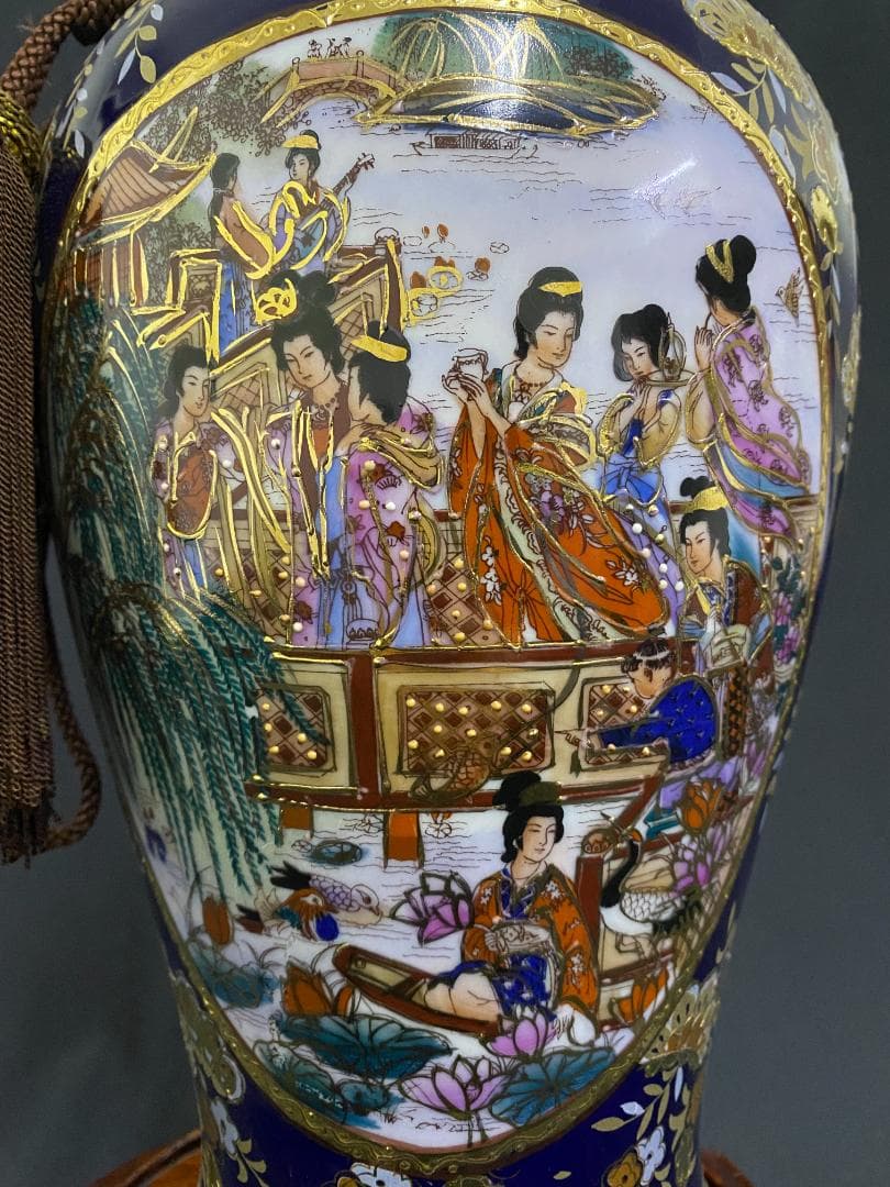 中国　飾り壺