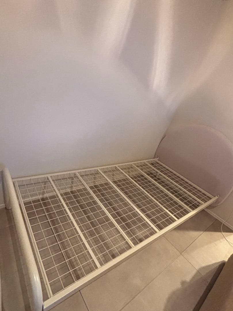 フランフラン　シングルベッドフレーム　ピンク