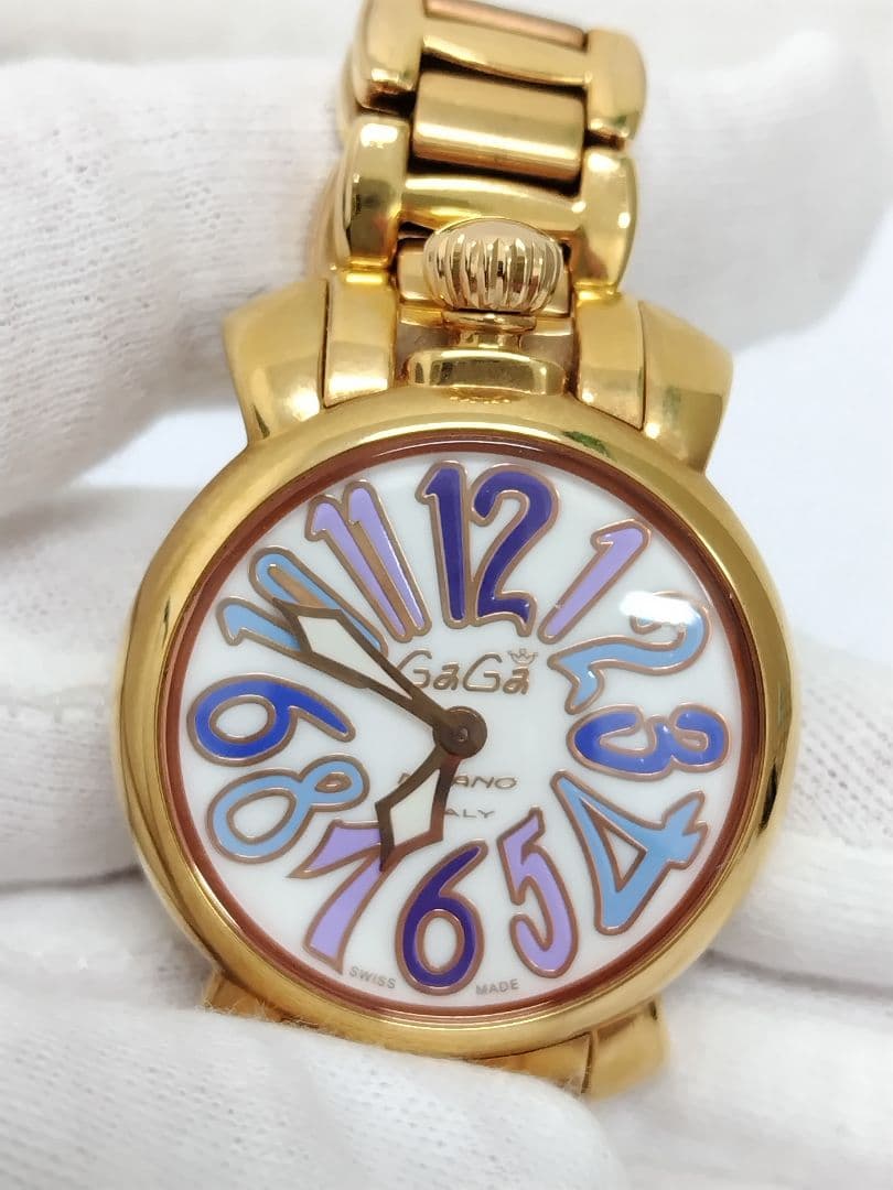 ジ*ビ様 GaGa ゴールド カラフル数字 時計