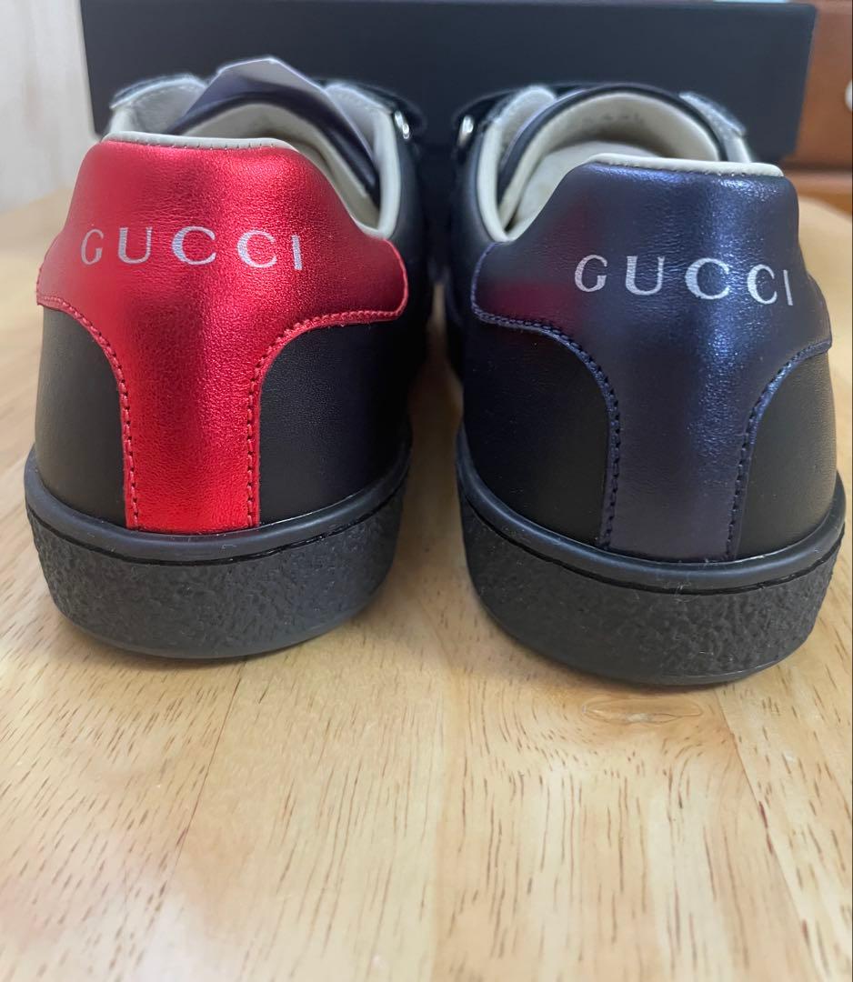 Uzufuri さん専用Gucci キッズレザースニーカー ネイビー⭐︎20cm