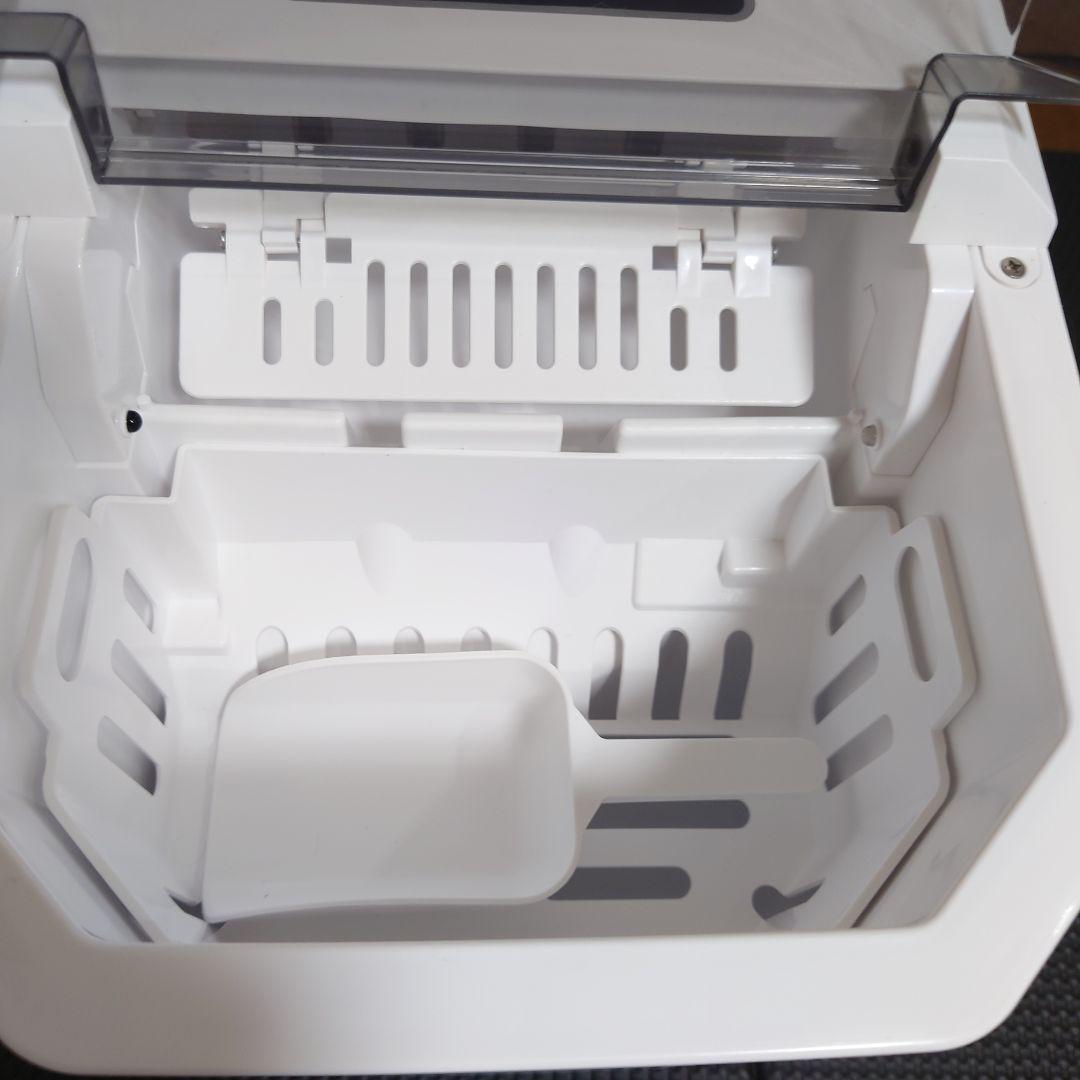 ベルソス　高速製氷機 VS-HI04BE (ホワイト)美品　2024年製