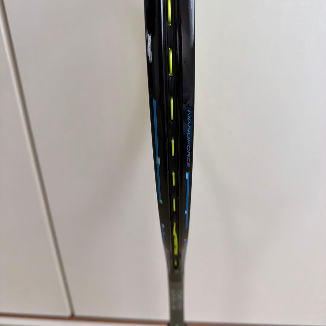 ヨネックスYONEXナノフォース8VREV