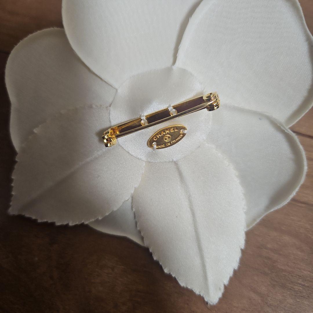 CHANEL　シャネル　コサージュ　ブローチ