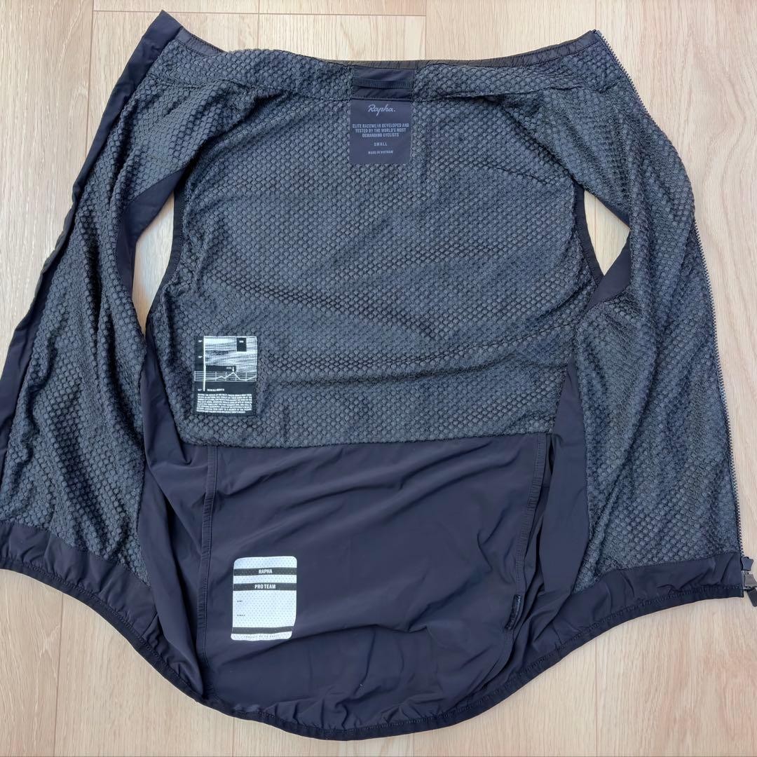 Rapha プロチーム　インサレーテッドジレ