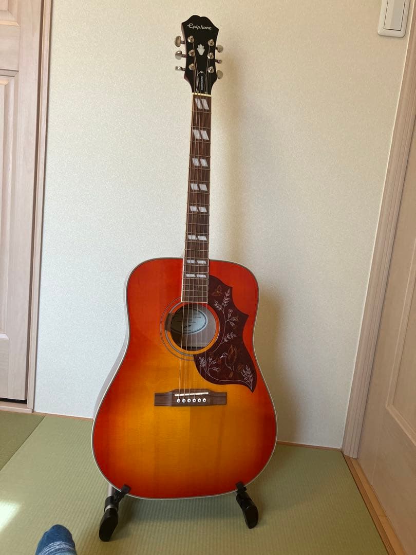 Epiphone ハミングバード　 studio サンバーストエレアコ