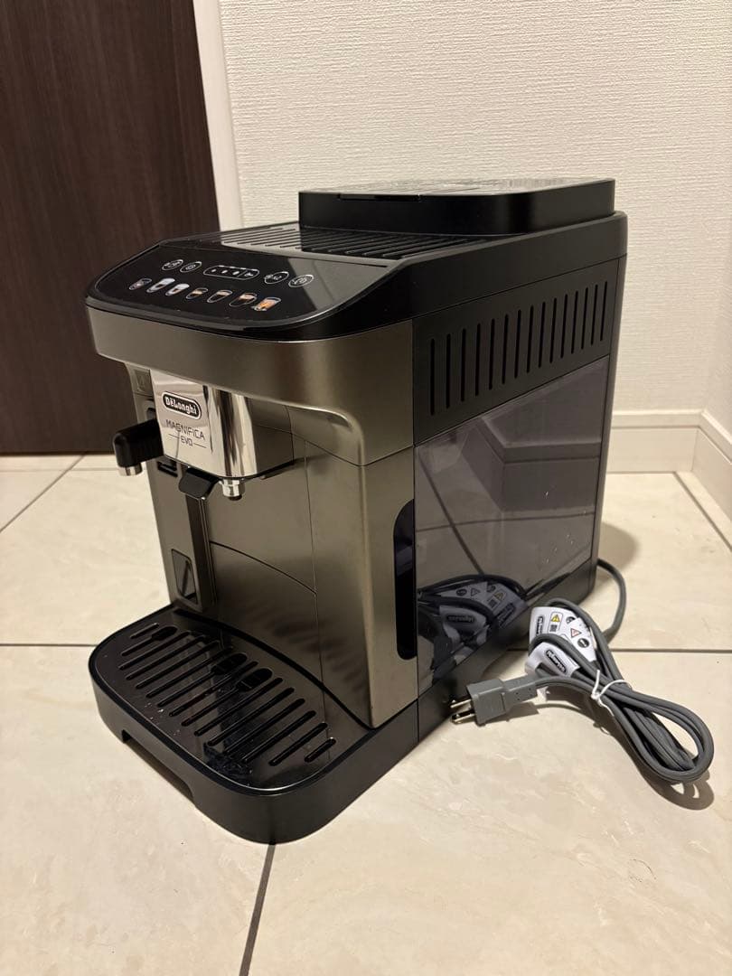 美品✨ マグニフィカ イーヴォ ECAM29081TBエスプレッソマシン