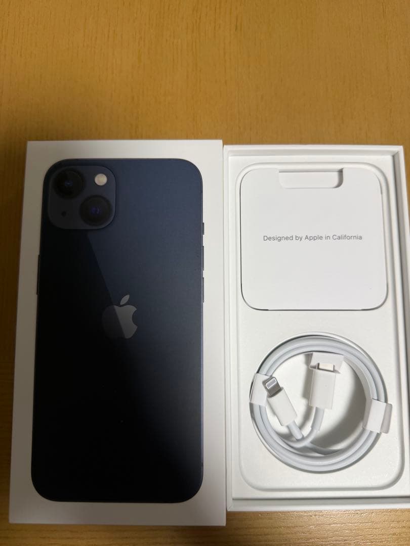 Apple iPhone 13 256GB ミッドナイト