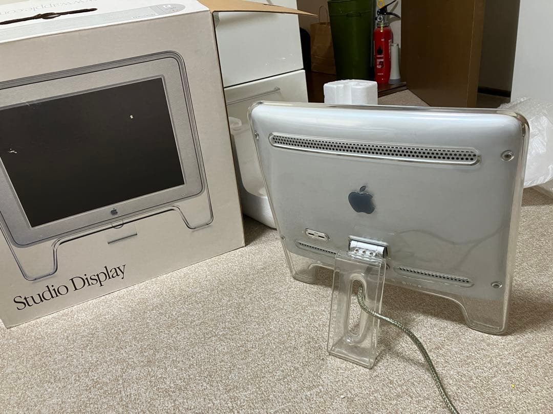 Apple Studio Display 15インチ　電源やケーブル付き