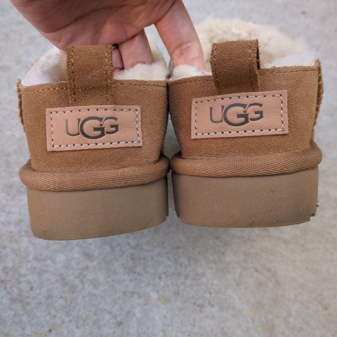 【最終お値下げ】UGG / アグ W CLASSICS MICRO 23cm