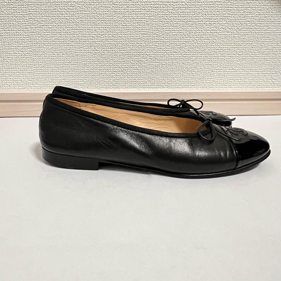 CHANEL バレリーナ　38 ブラックバレエシューズ　レザー　エナメル