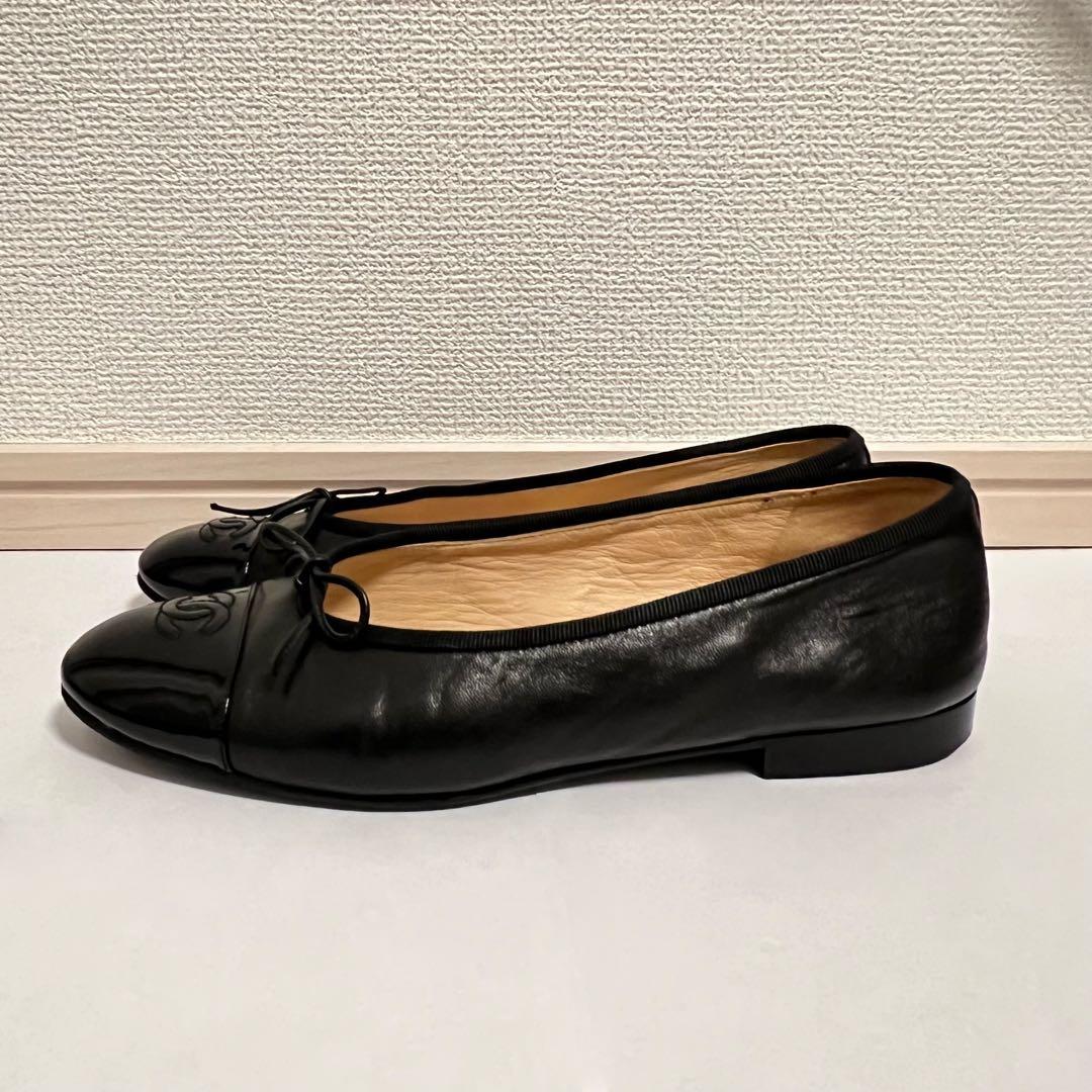 CHANEL バレリーナ　38 ブラックバレエシューズ　レザー　エナメル