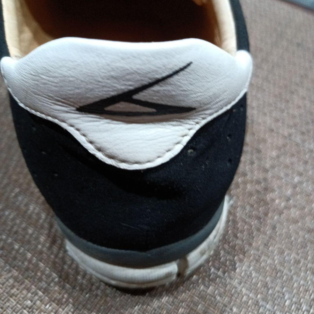 ベネシュブラック スエード 運動靴