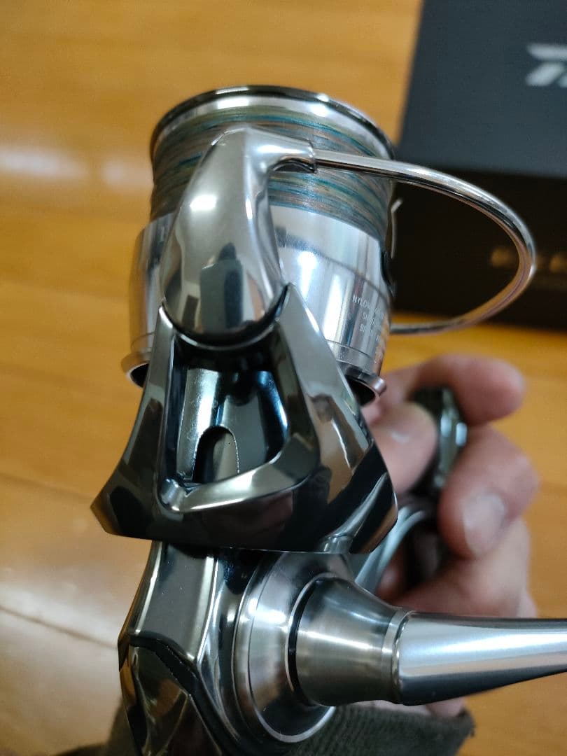 DAIWA 22イグジスト LT2500S リール