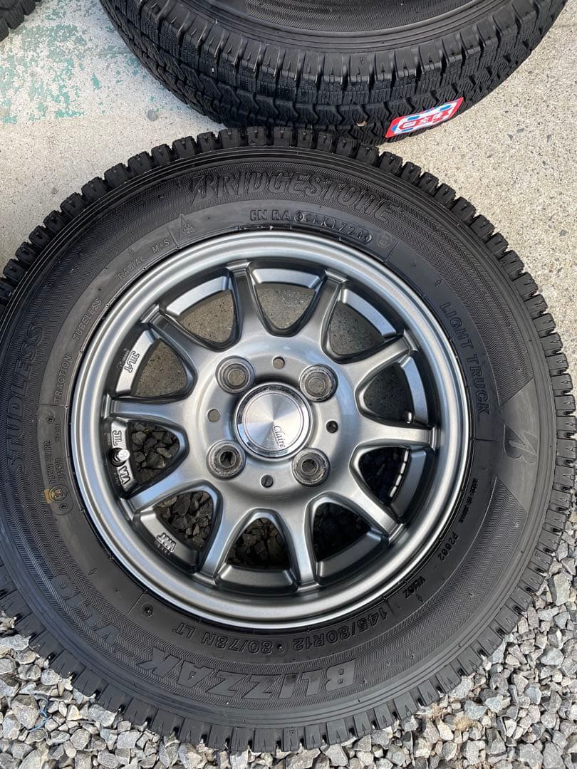新品並　145/80R12 ブリヂストン　スタッドレス　軽トラ　軽バン　アルミ付