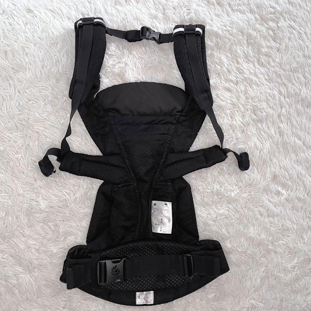 mmk✨極美品✨エルゴベビー　オムニブリーズ　ブラック　ポーチ付き❗️