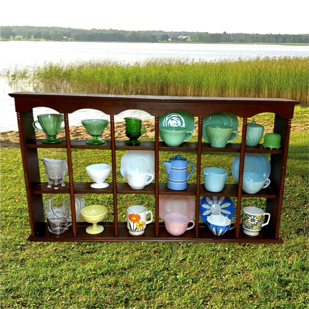 ウォールシェルフ ティーカップ飾り棚 壁掛けラック カップボード