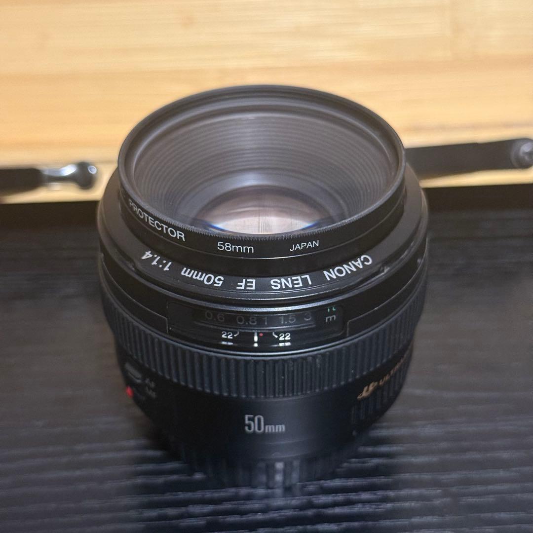 Canon 単焦点レンズ EF50mm F1.4 USM EFマウント