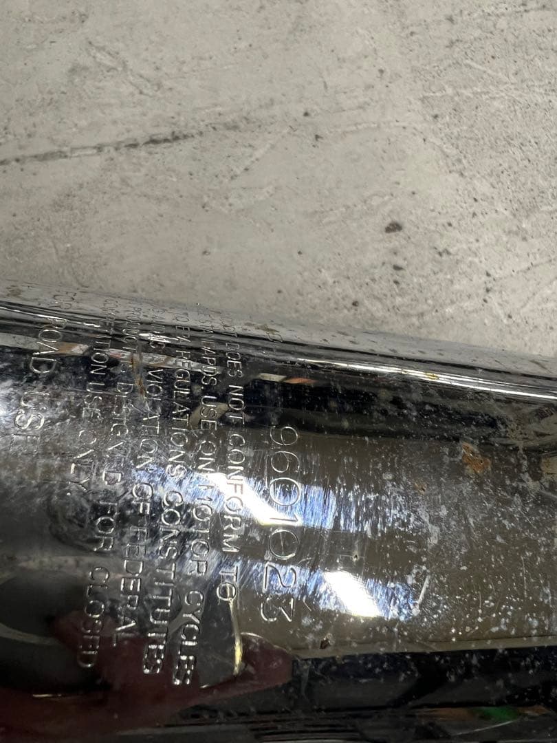 のり　　トライアンフ 純正オプション　スポーツマフラー