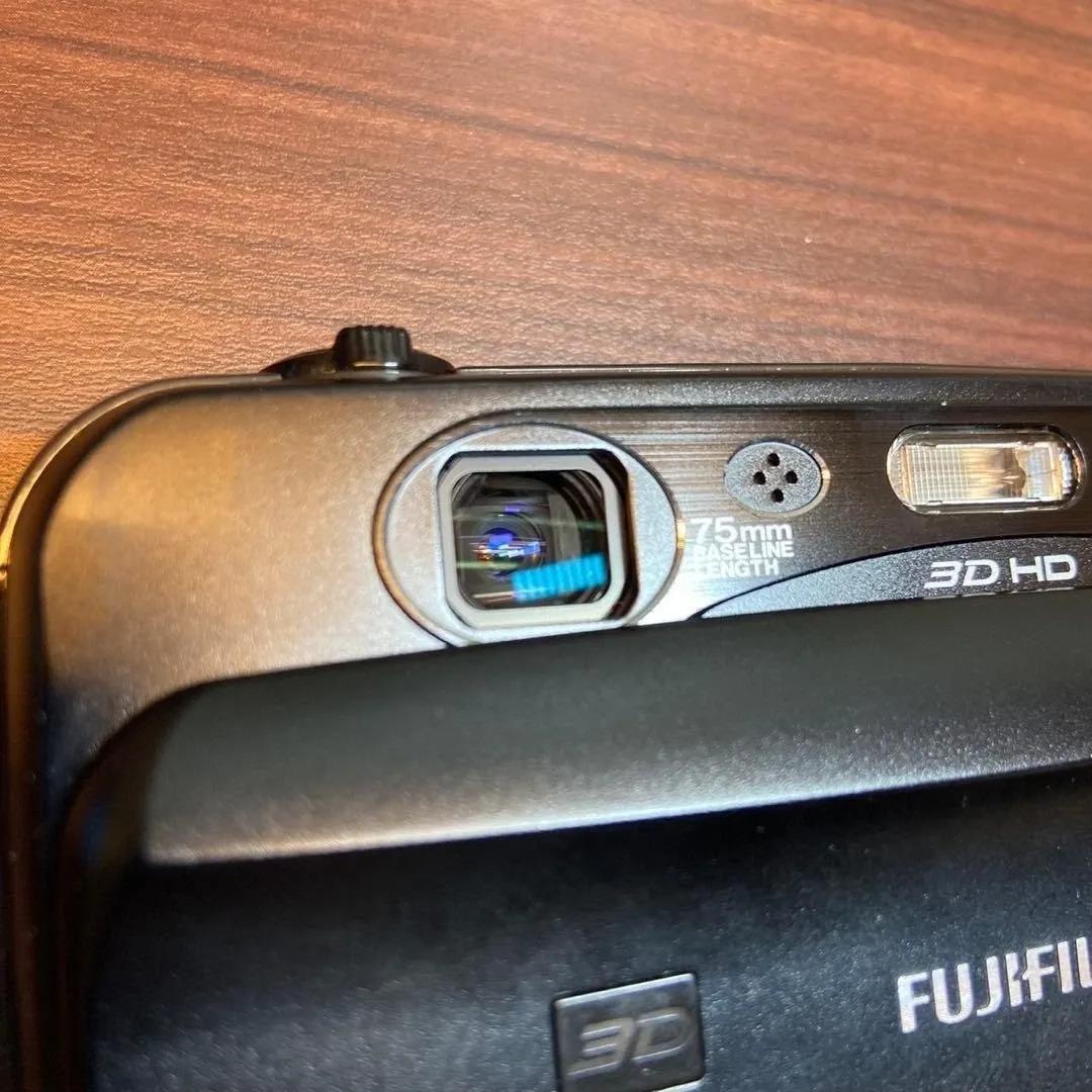 富士フィルム FinePix リアル 3D W3デジタルカメラ 4925