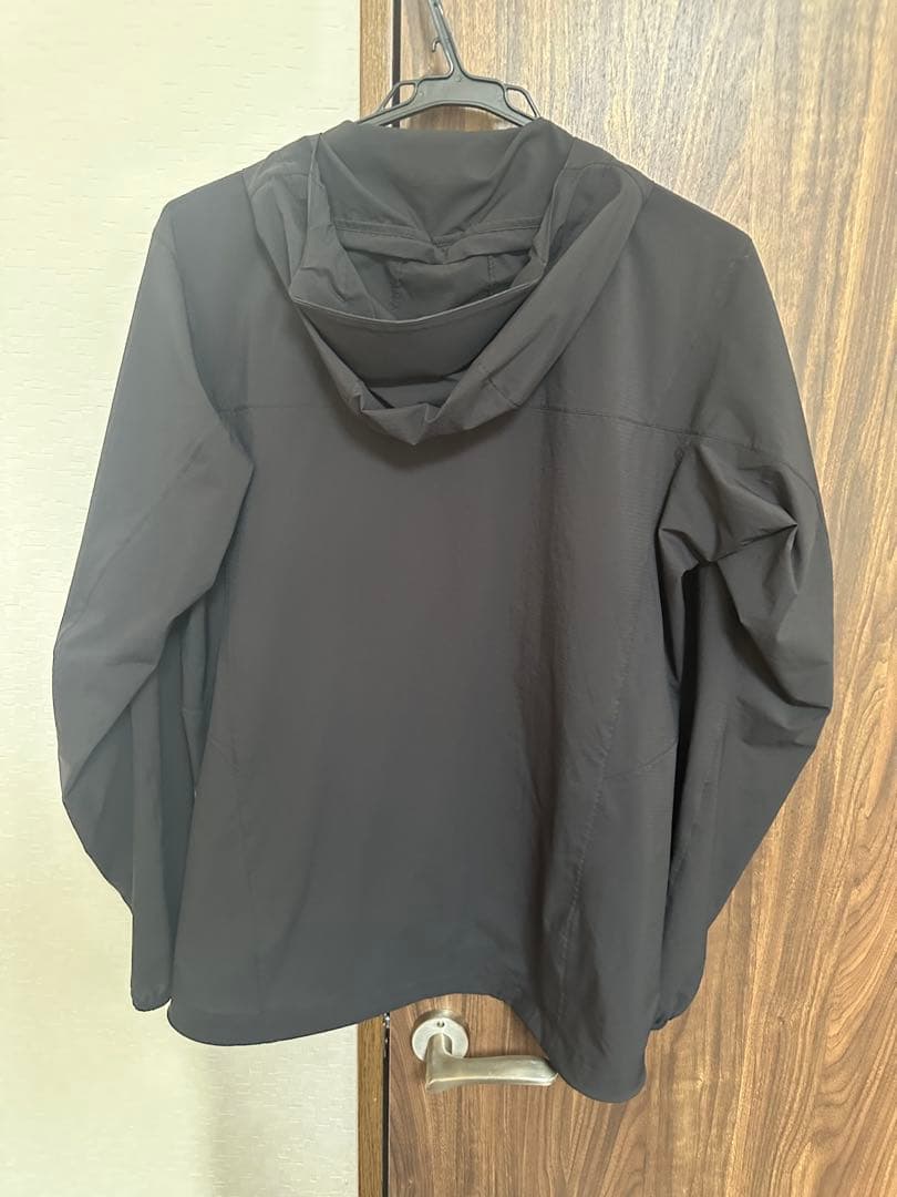 ARC’TERYX スコーミッシュフーディ メンズ S ブラック