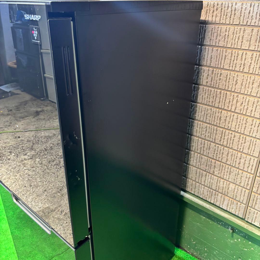 2021年製 152L 冷蔵庫 おしゃれガラス SHARP【地域限定配送無料】